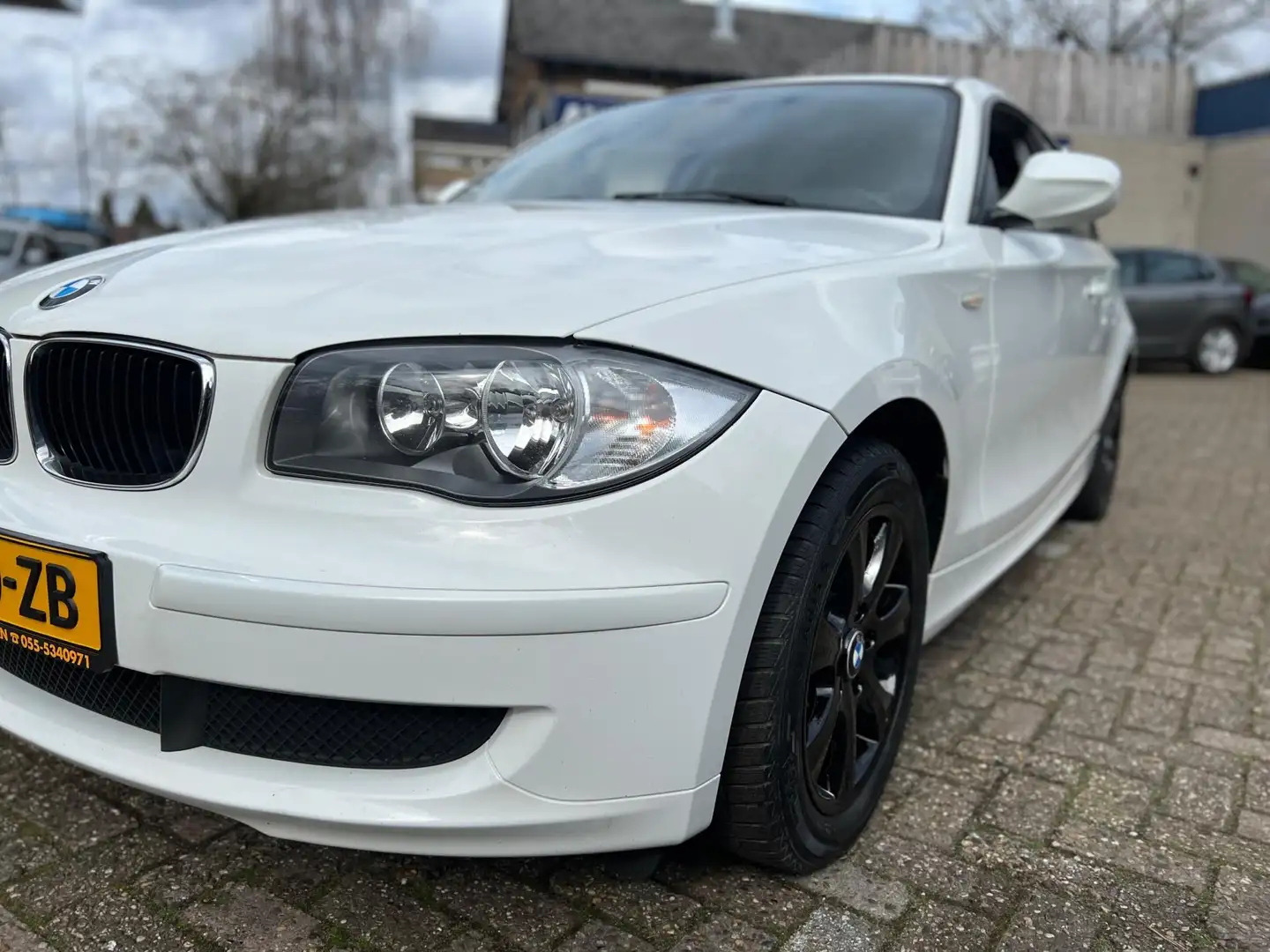 BMW 118 1-serie 118i EfficientDynamics Edition *AIRCO*PDC* Wit - 2