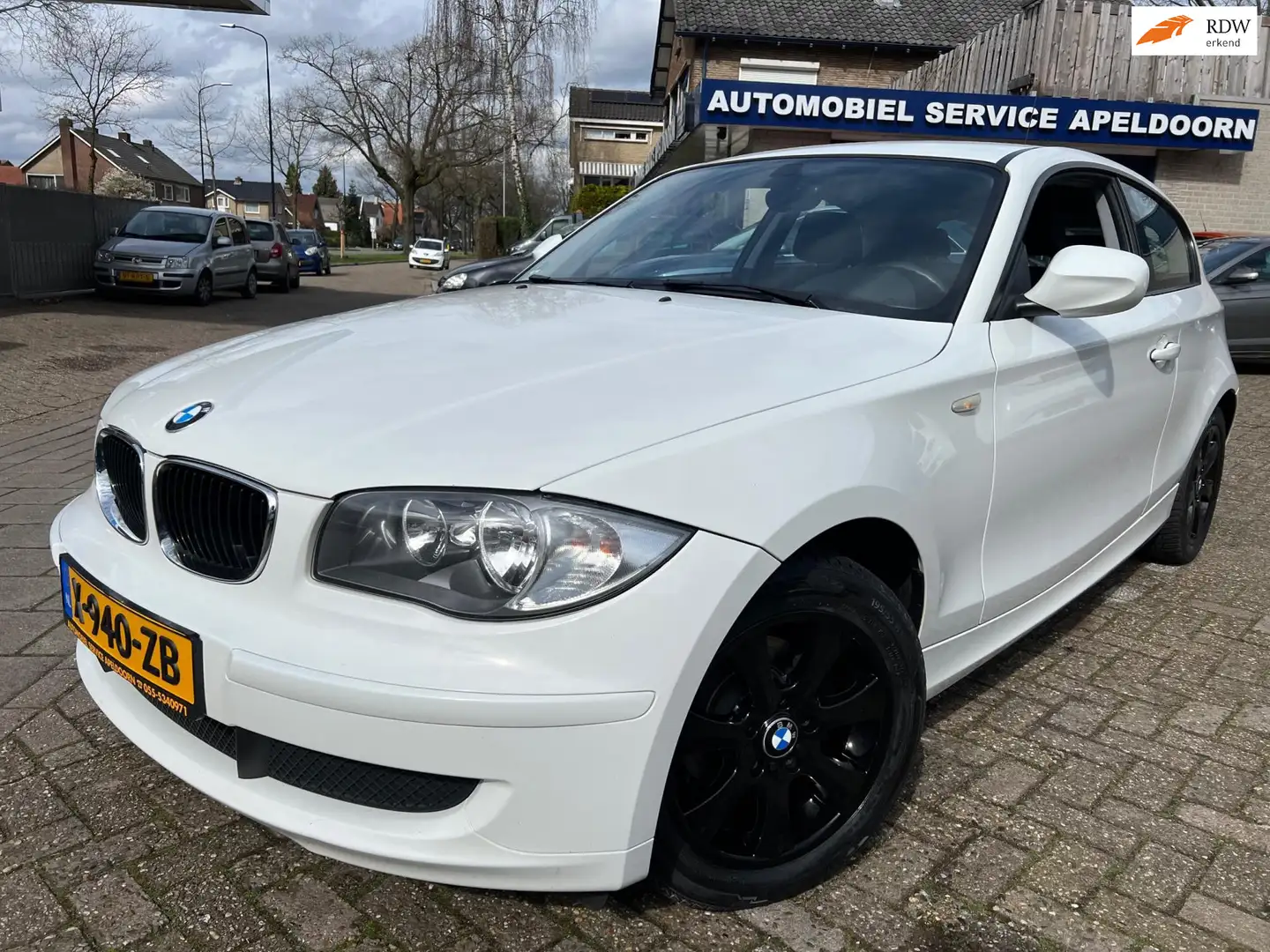 BMW 118 1-serie 118i EfficientDynamics Edition *AIRCO*PDC* Wit - 1