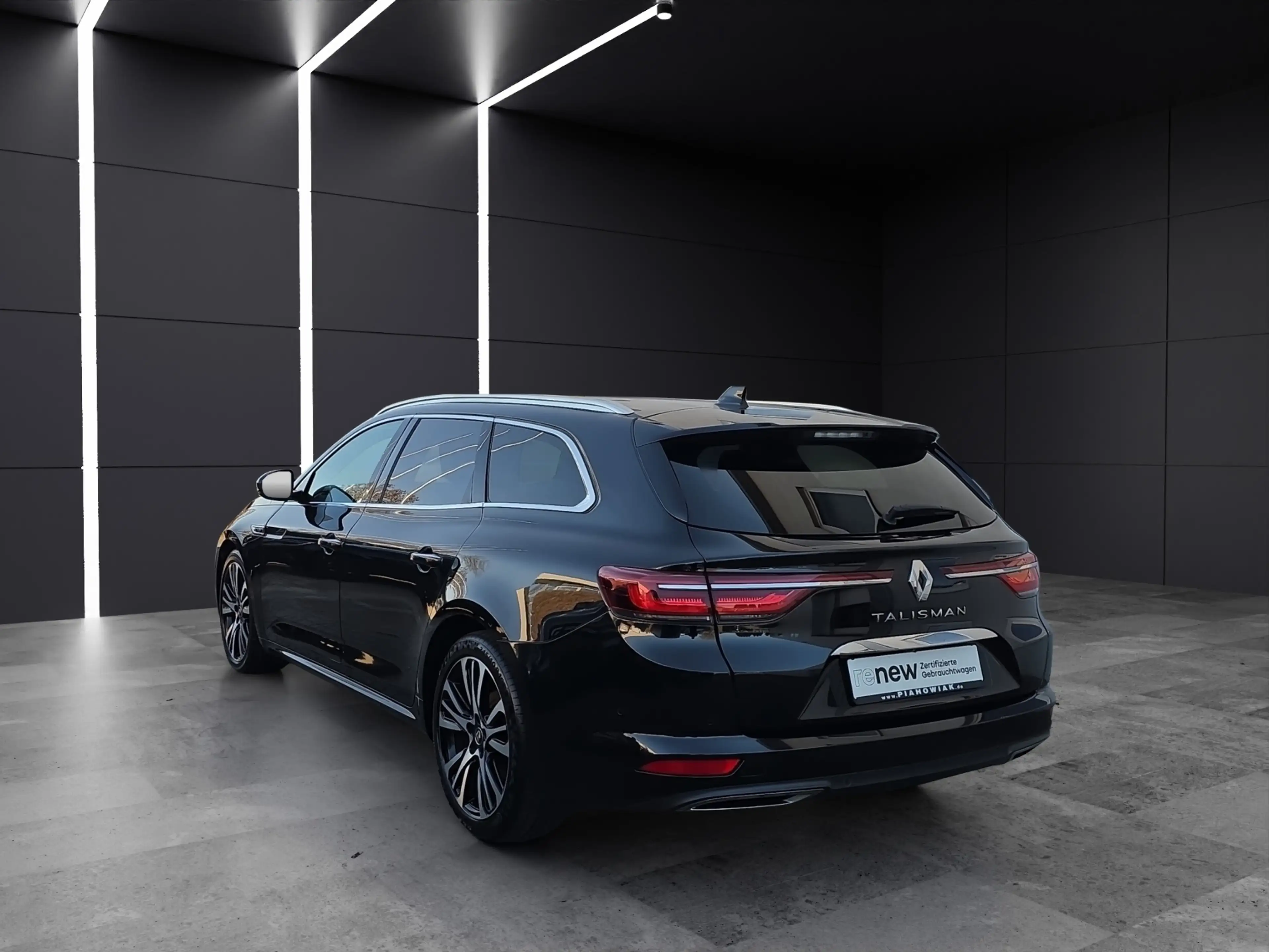 Renault Talisman Grandtour INITIALE PARIS TCe 160 EDC Navi Sitzheizung Rückfahrkamera — photo 2