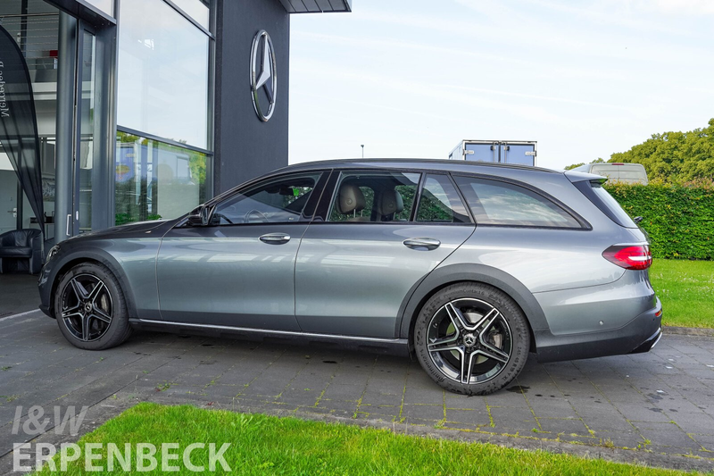 Mercedes-Benz E 400 E 400 d 4MATIC T-Modell All-Terrain — photo 6