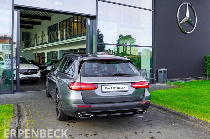 Mercedes-Benz E 400 E 400 d 4MATIC T-Modell All-Terrain — photo 7