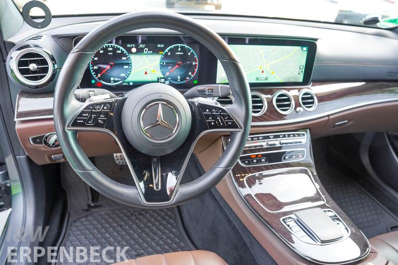 Mercedes-Benz E 400 E 400 d 4MATIC T-Modell All-Terrain — photo 14