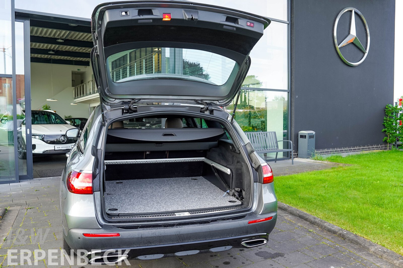 Mercedes-Benz E 400 E 400 d 4MATIC T-Modell All-Terrain — photo 9