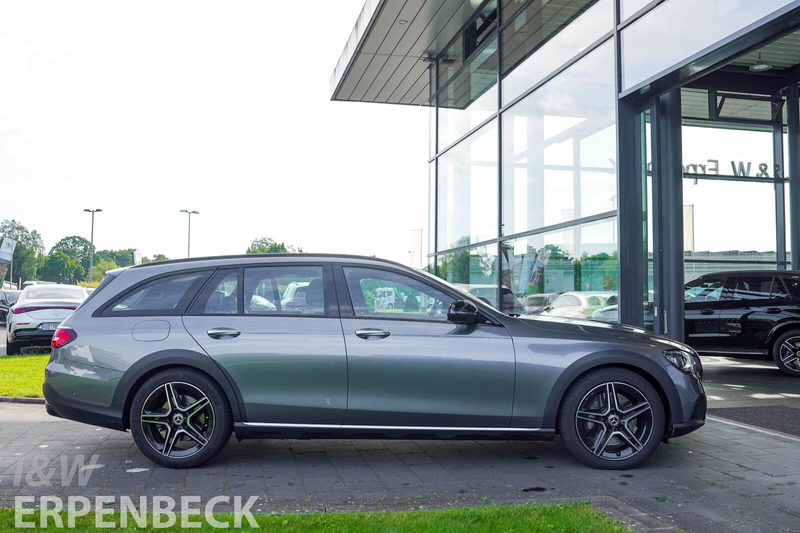 Mercedes-Benz E 400 E 400 d 4MATIC T-Modell All-Terrain — photo 5