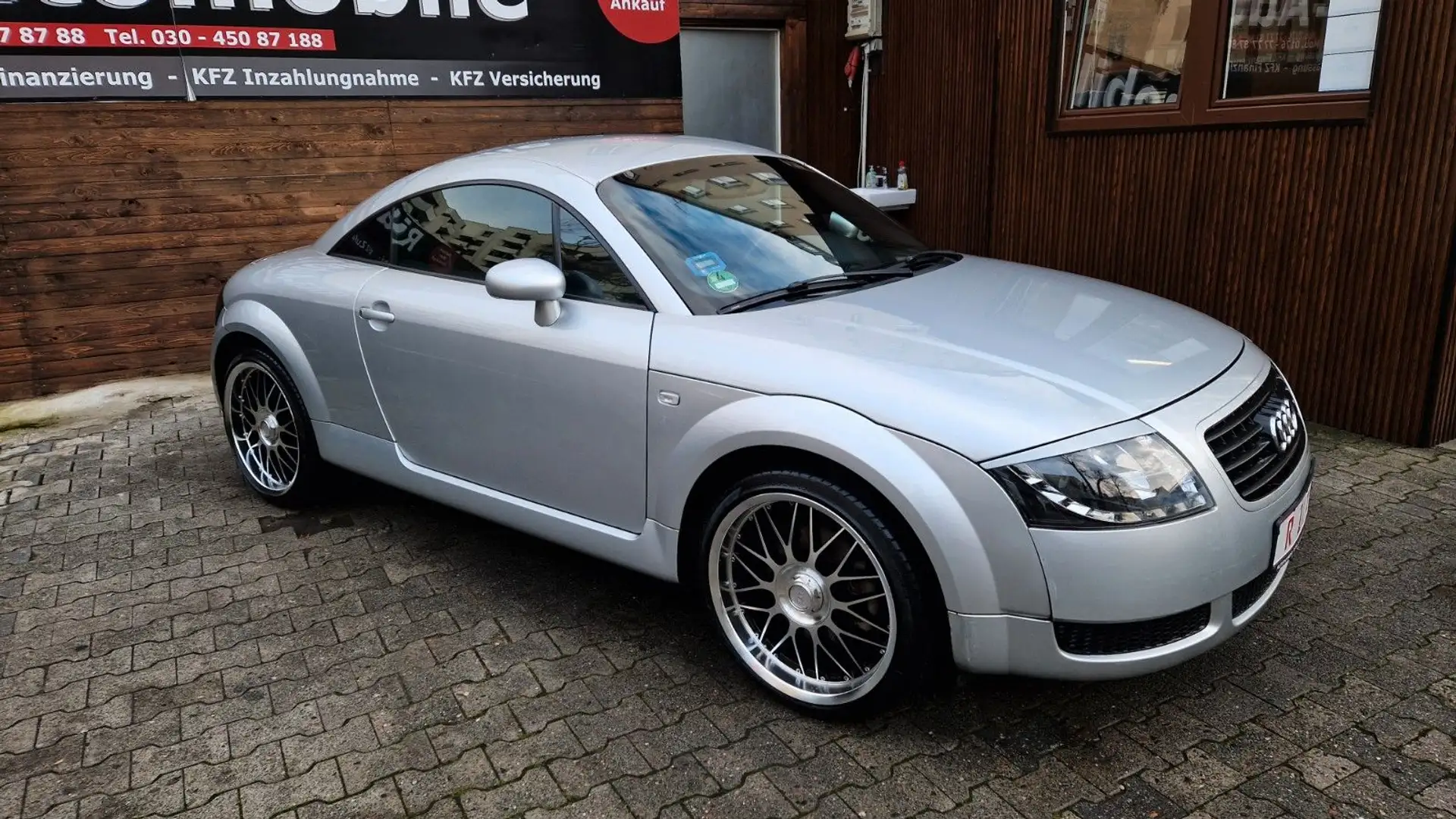 Audi TT Coupe 1.8T 132 kW, SHZ, Nichtraucher Grau - 2