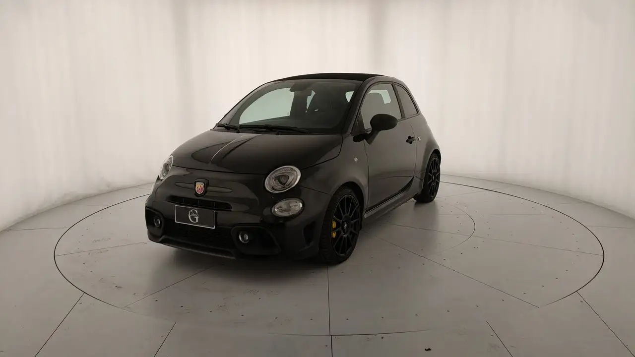 Abarth 695C 2023