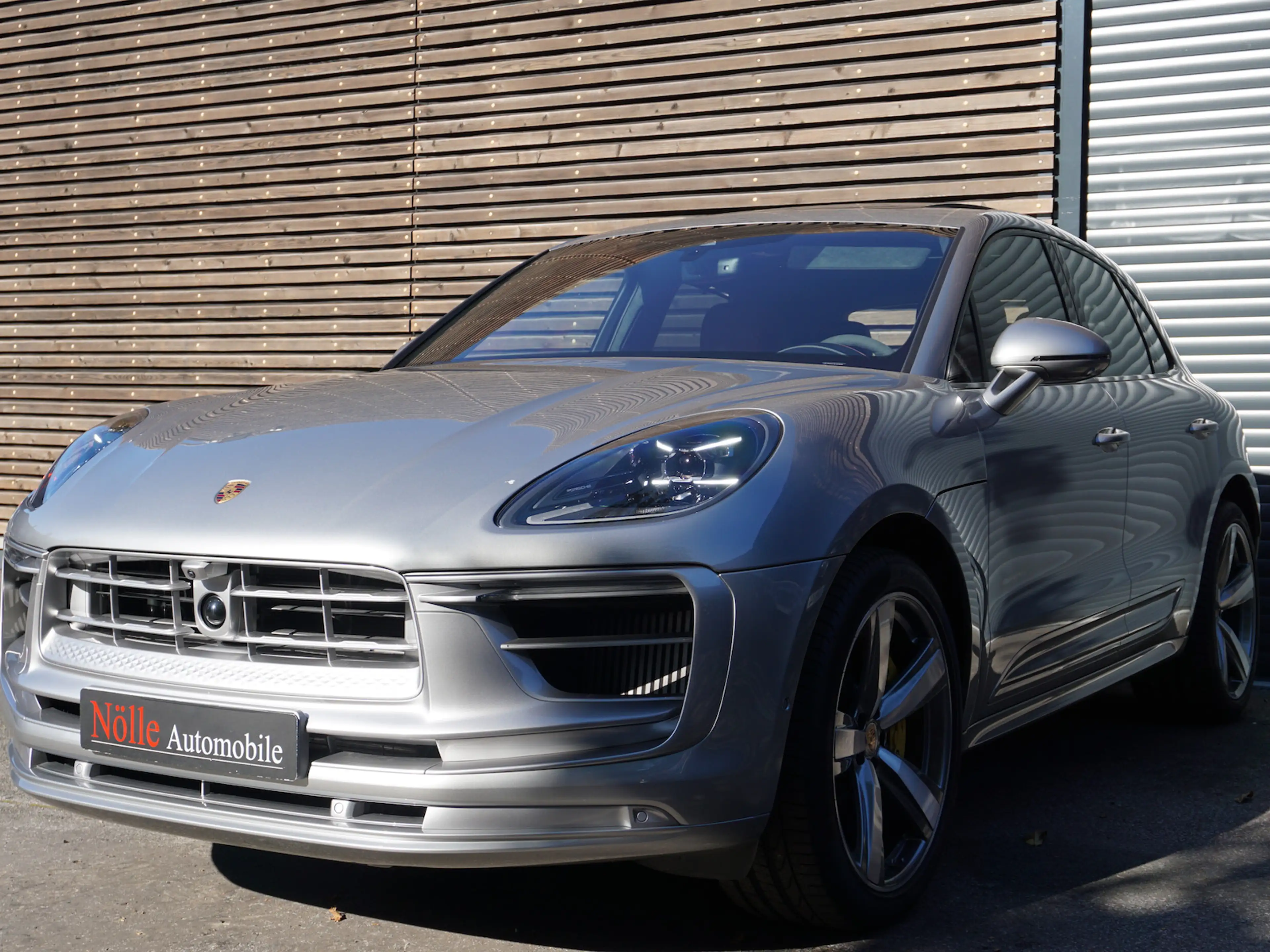 Porsche Macan GTS PCCB Pano Burm PDLS+ 360° 21´ Exklusiv — photo 3