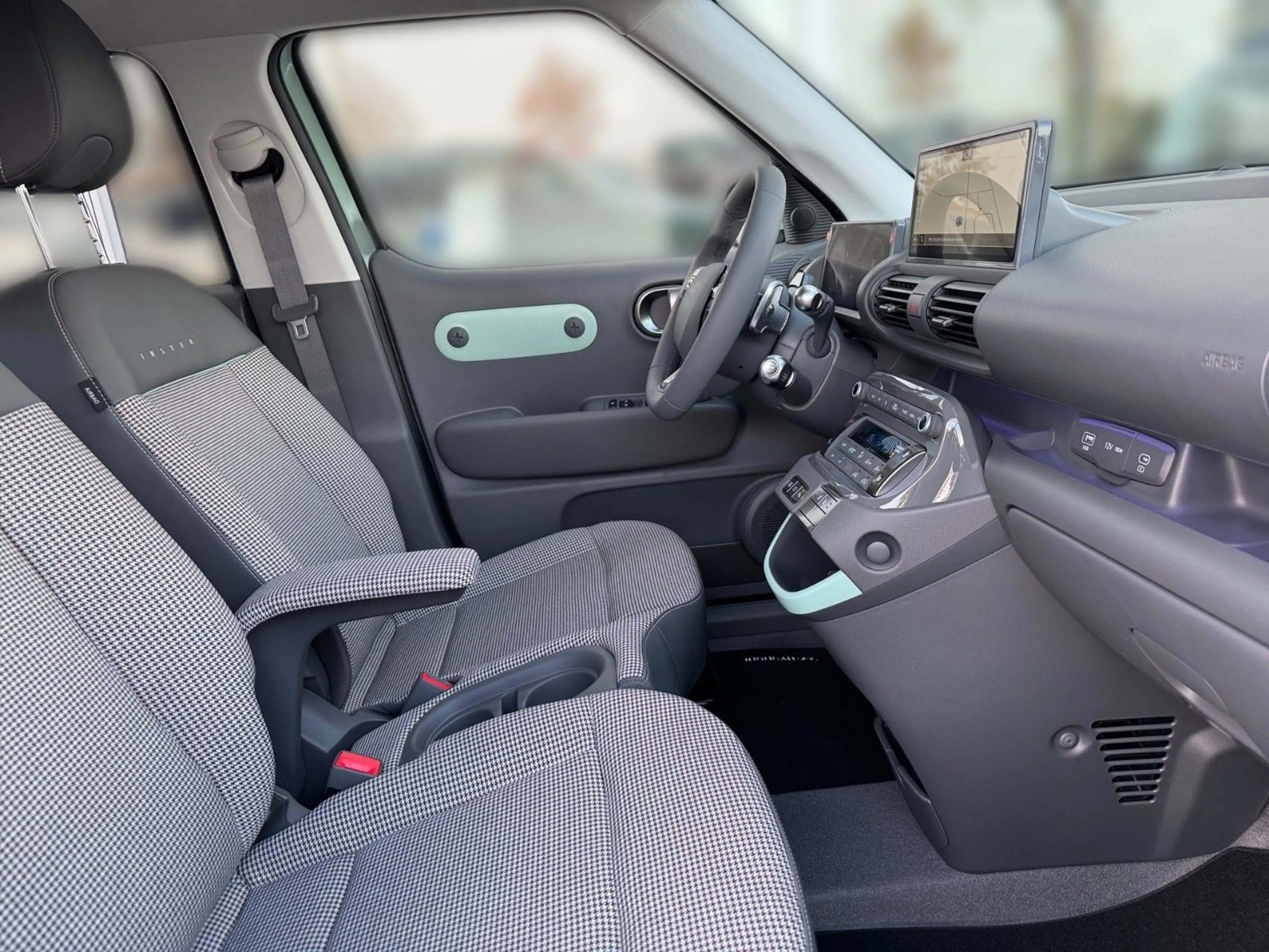 Hyundai Inster LOUNGE 49 kWh KLA NAVI KAMERA LED — photo 15