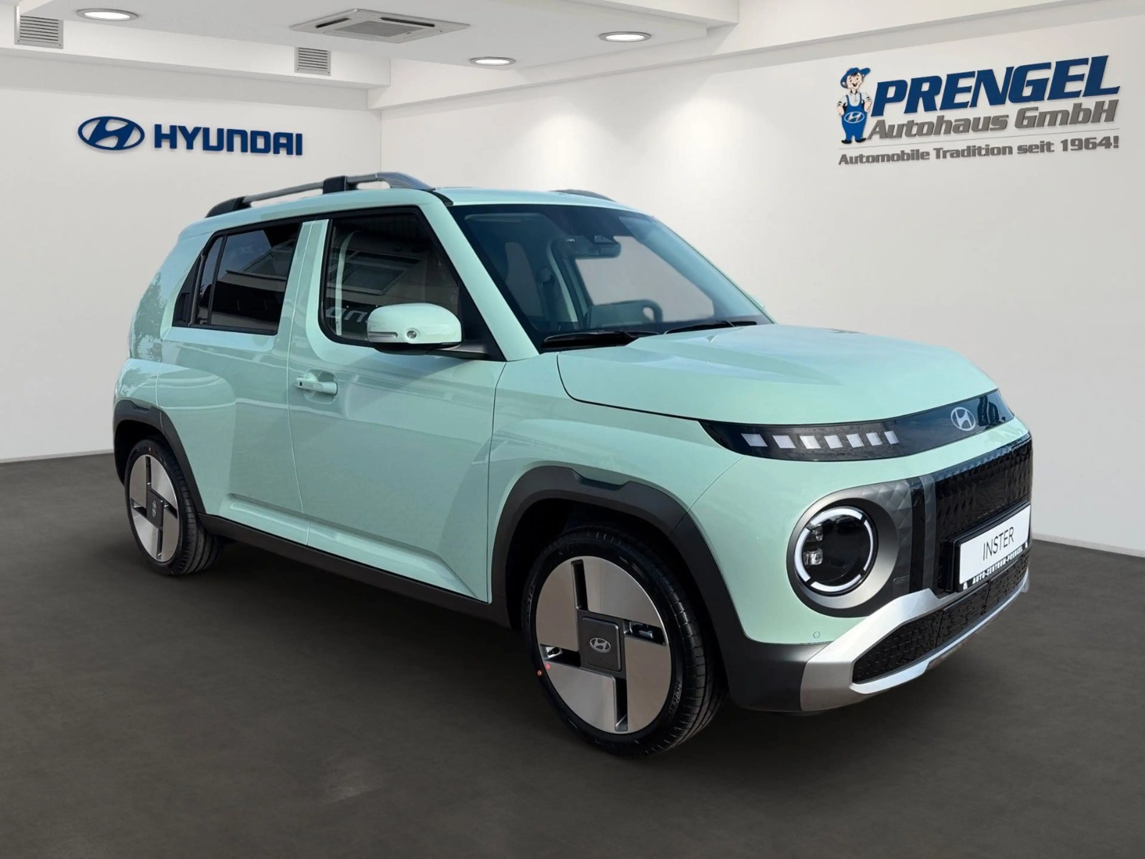 Hyundai Inster LOUNGE 49 kWh KLA NAVI KAMERA LED — photo 3