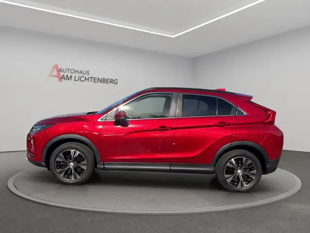 Mitsubishi Eclipse Cross view 2