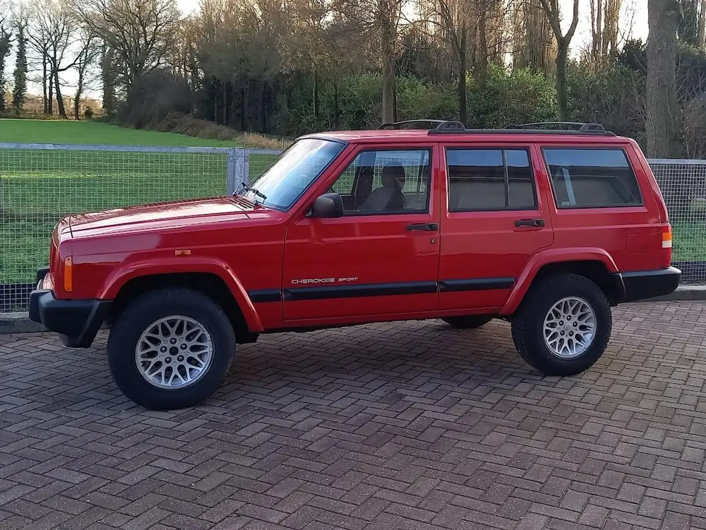 Jeep Cherokee 2.5i sport LPG G3 Rood - 1