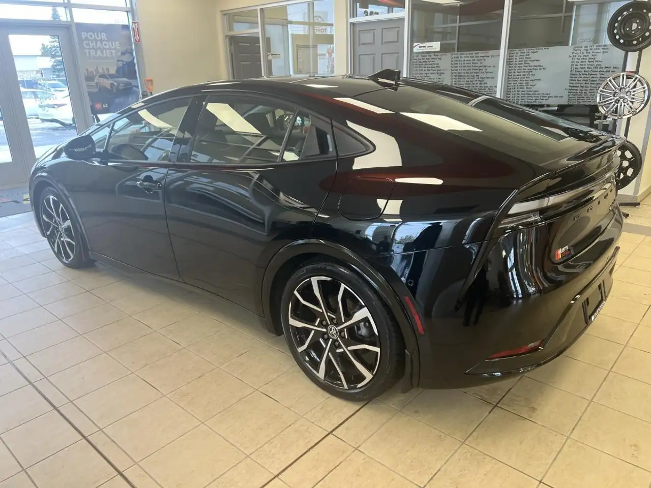 Toyota Prius Prime снимка Toyota Prius Prime