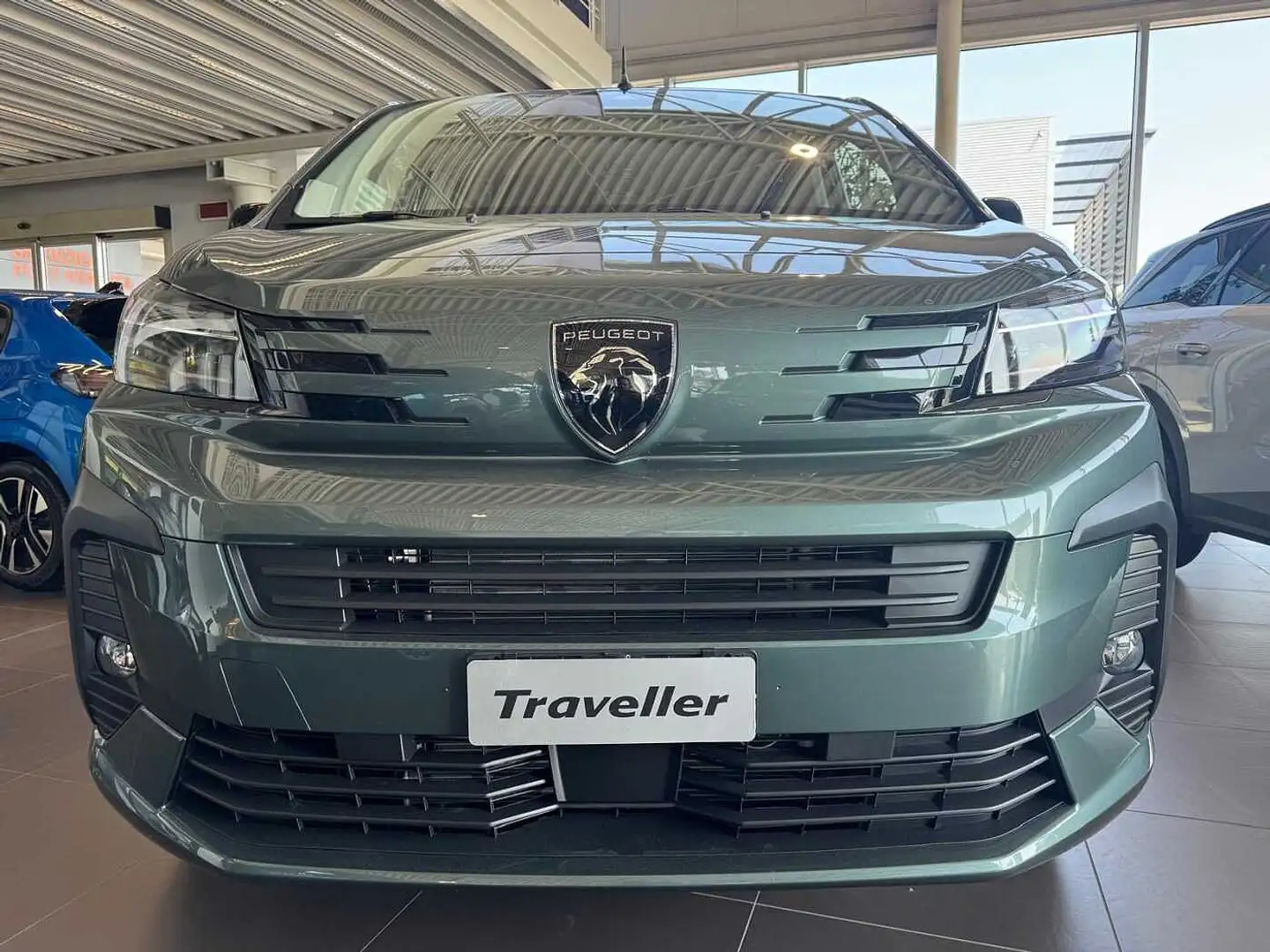 Peugeot Traveller BlueHDi 180 S&S EAT8 Standard Business KM0 Зелёный - 1
