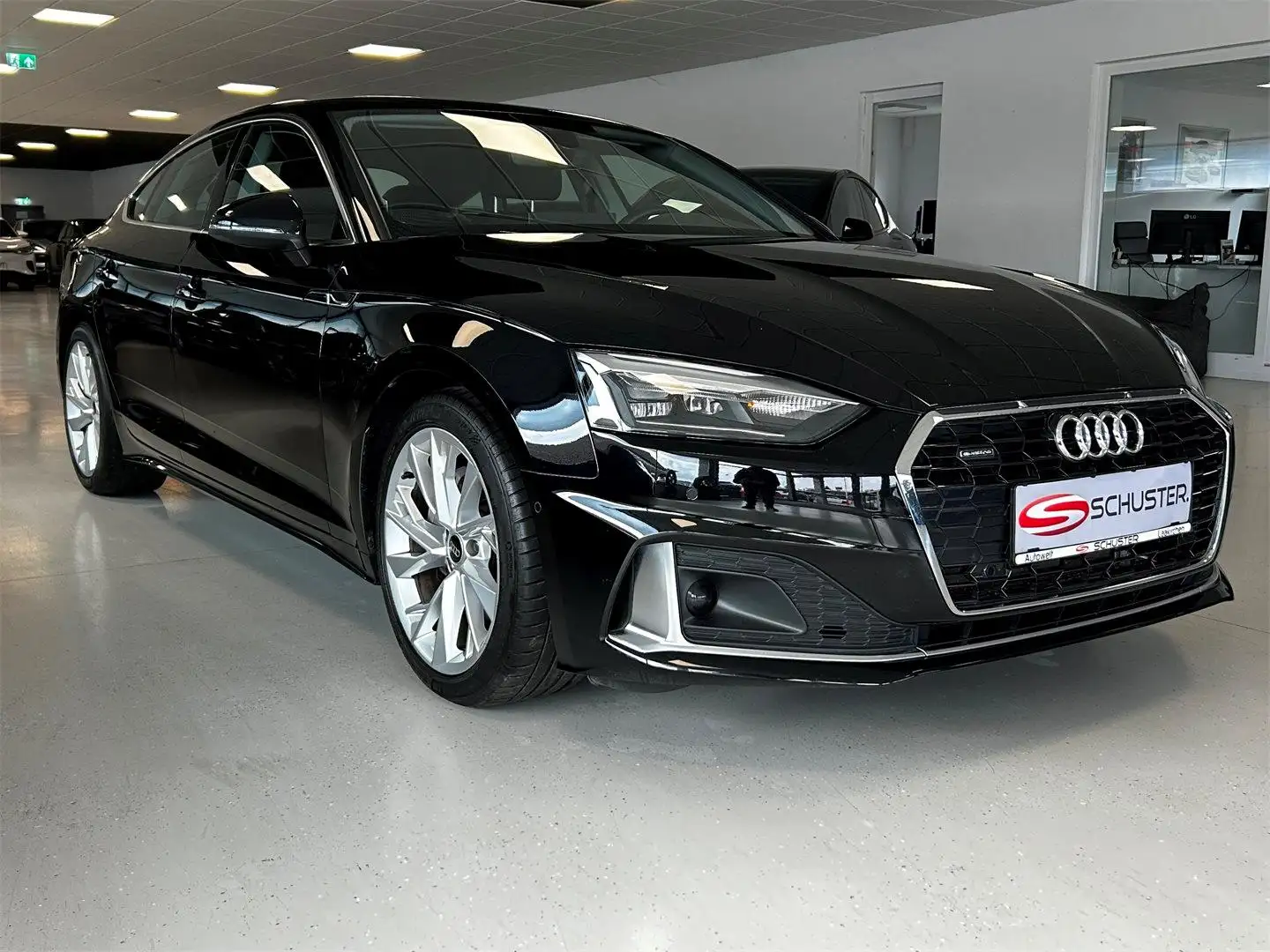 Audi A5 SB 40 TDI quattro **KAMERA SHZ SPORTLENKRAD** Schwarz - 1