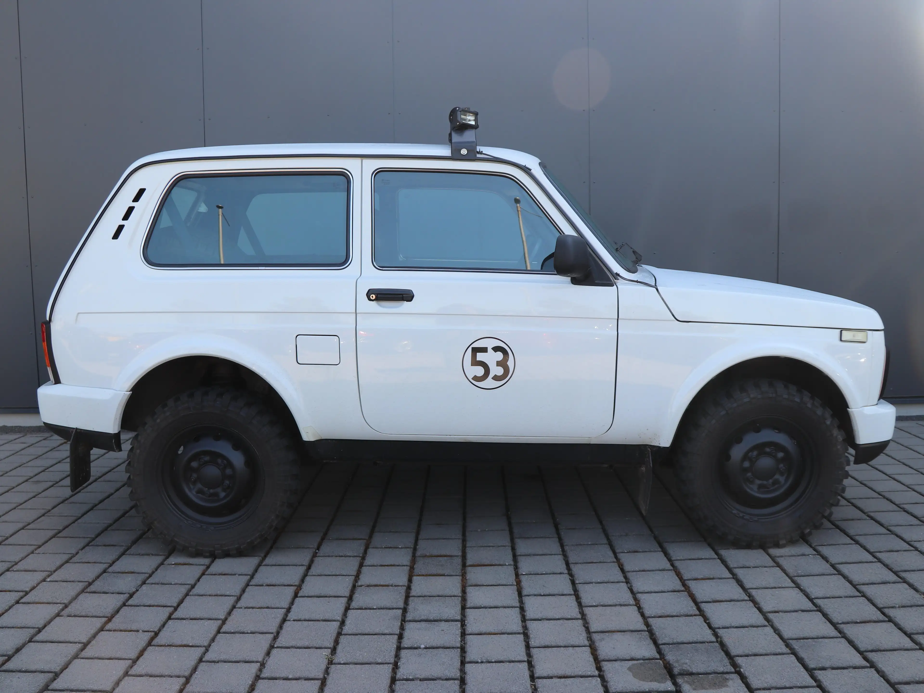 Lada Urban Lada 4x4 Urban Zusatzbeleuchtung / konserviert — photo 4