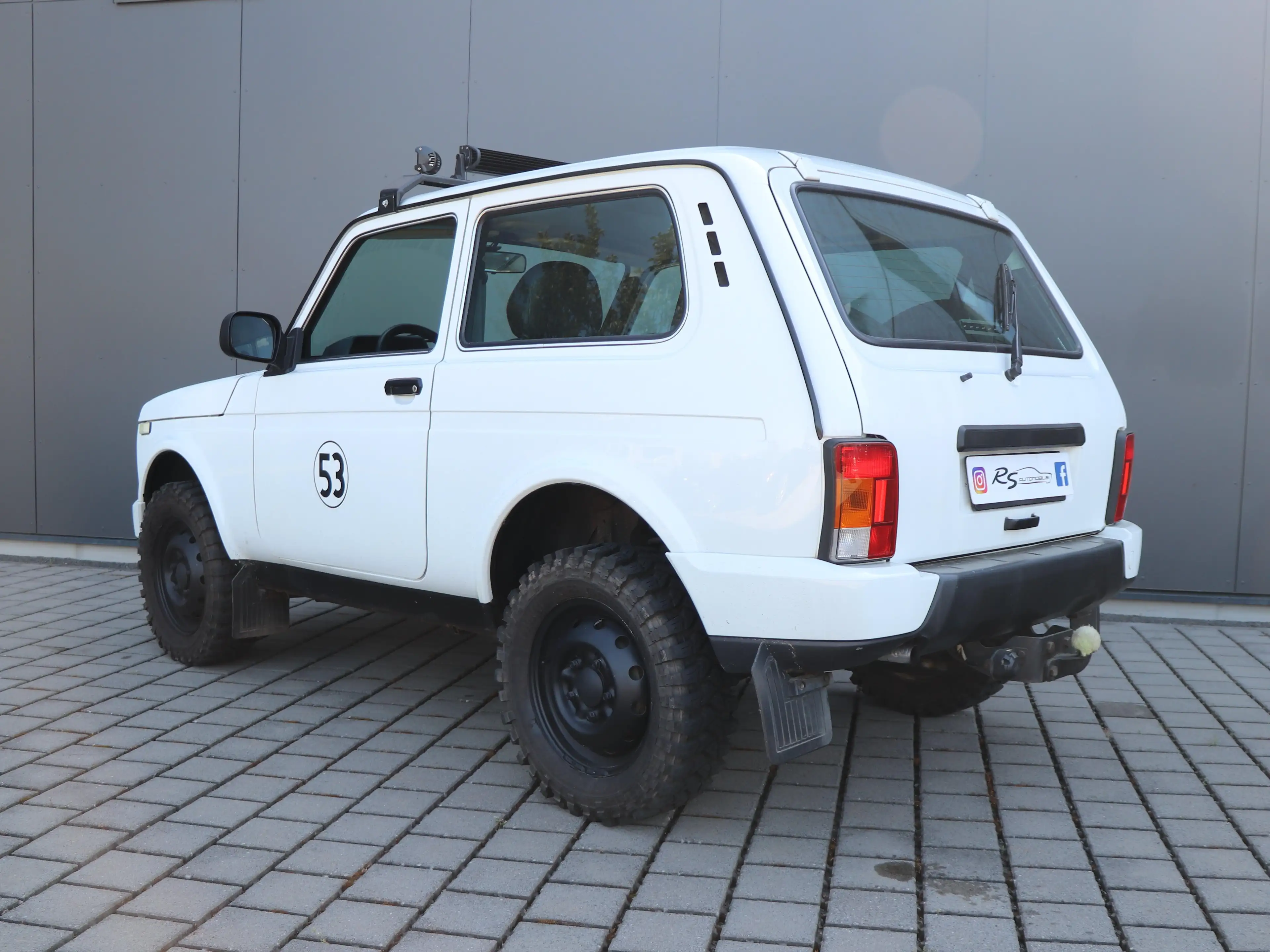 Lada Urban Lada 4x4 Urban Zusatzbeleuchtung / konserviert — photo 8