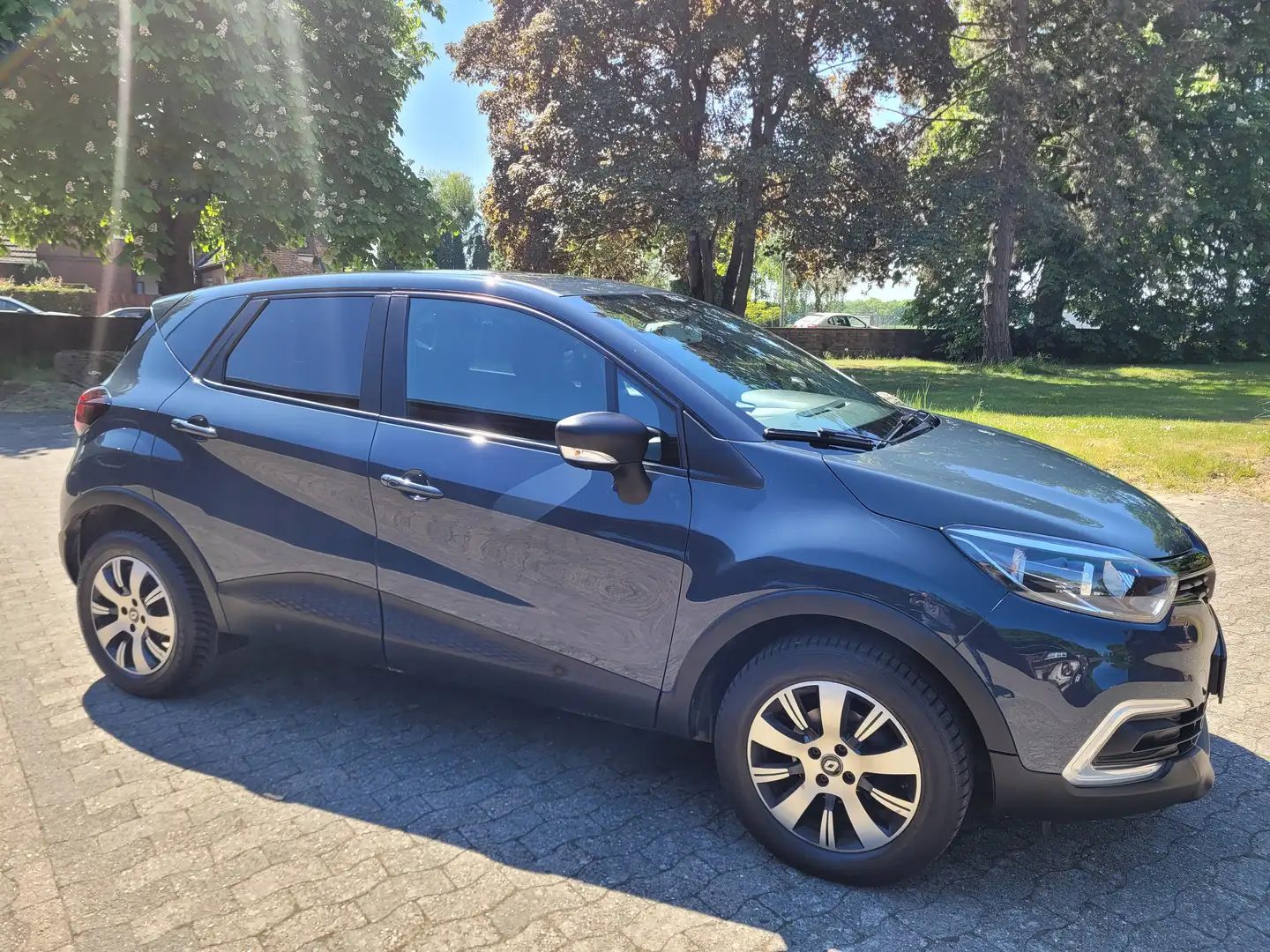 Renault Captur Life*HU/AU neu - 1