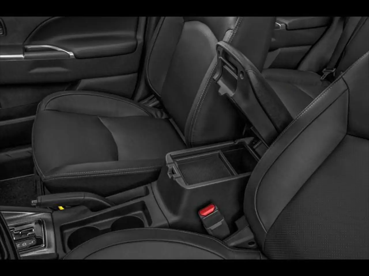 Mitsubishi RVR photo Mitsubishi RVR