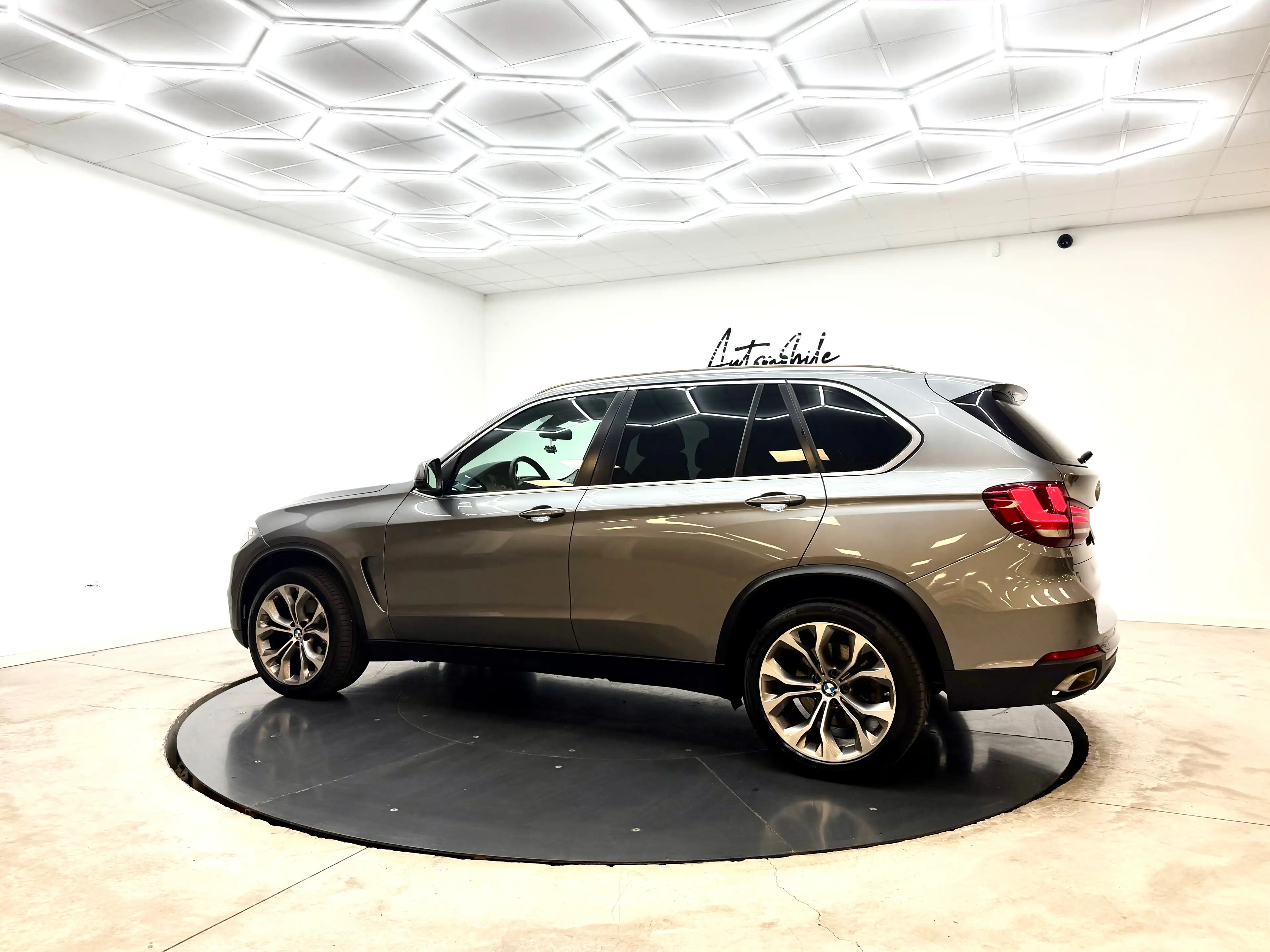 BMW X5 ✅1AN GARANTIE✅UTILITAIRE ✅PANO✅EURO 6B✅REMORQUE✅TVA DÉDUCTIBLE — photo 7
