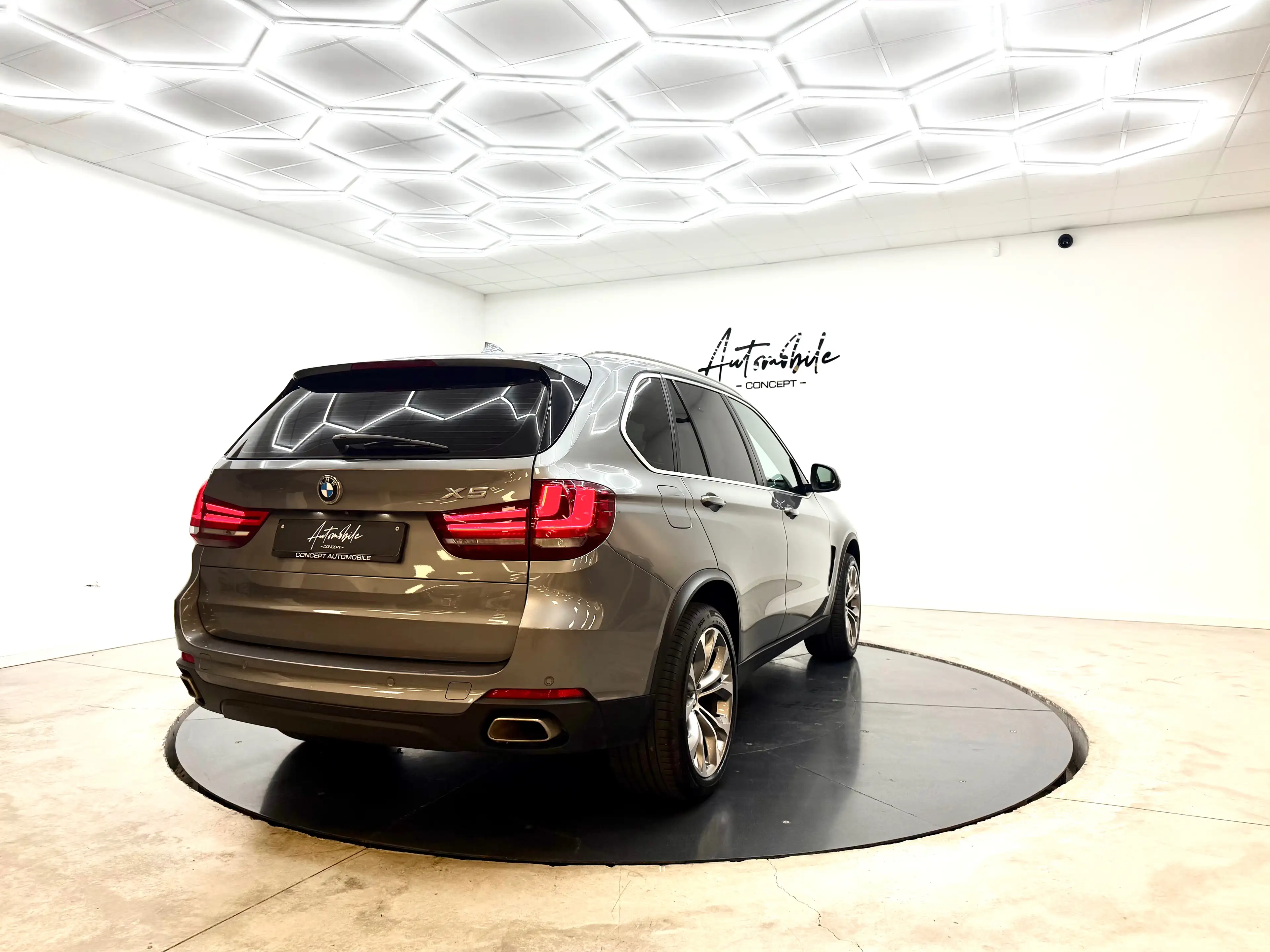 BMW X5 ✅1AN GARANTIE✅UTILITAIRE ✅PANO✅EURO 6B✅REMORQUE✅TVA DÉDUCTIBLE — photo 5