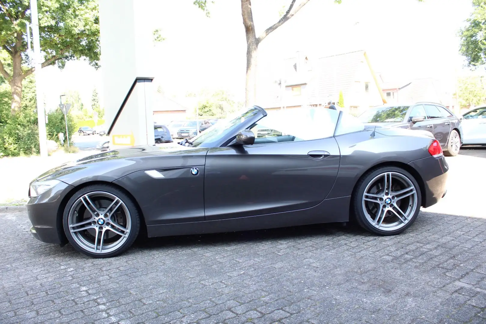 BMW Z4 sDrive 35i Sportsitze/Dachhimmel anthrazit Grey - 2