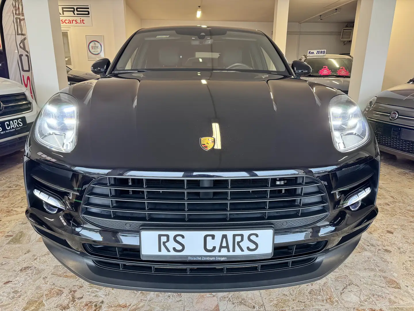 Porsche Macan 2.0 245cv pdk Approved 2025 PDLS+ Tetto 14 Vie 20" Nero - 2
