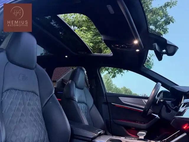 Audi A6 view 13