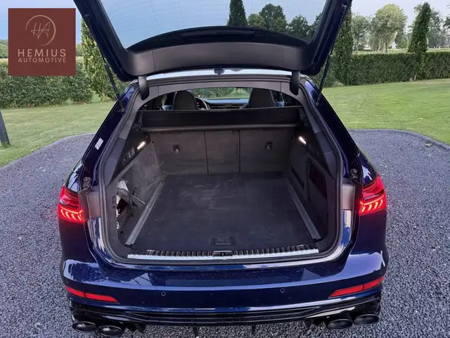 Audi A6 view 14