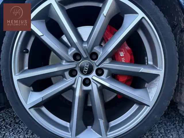 Audi A6 view 7