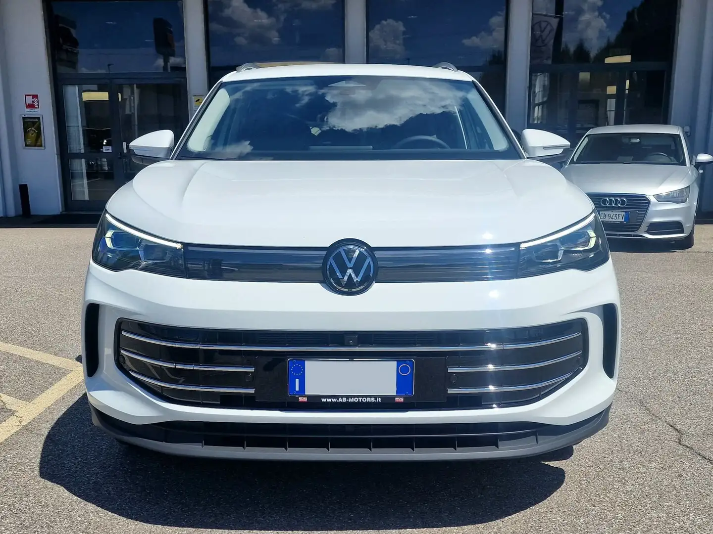 Volkswagen Tiguan Tiguan 2.0 TDI 193 CV DSG 4MOTION Elegance Bianco - 2