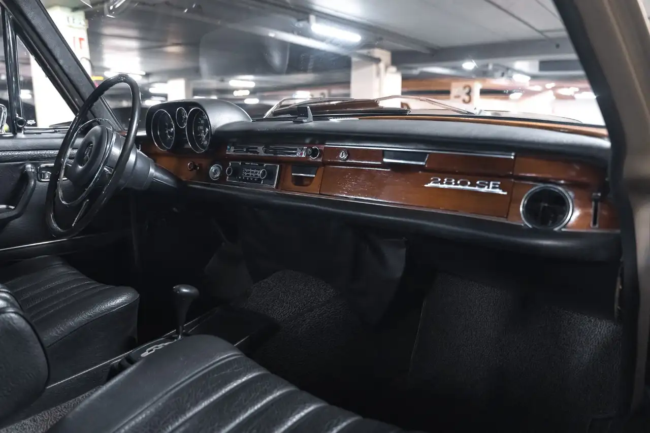 Mercedes-Benz 280 SE W108, foto 1