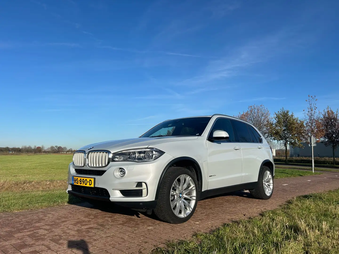 BMW X5 40d High Ex 7 persoons Grijs - 2