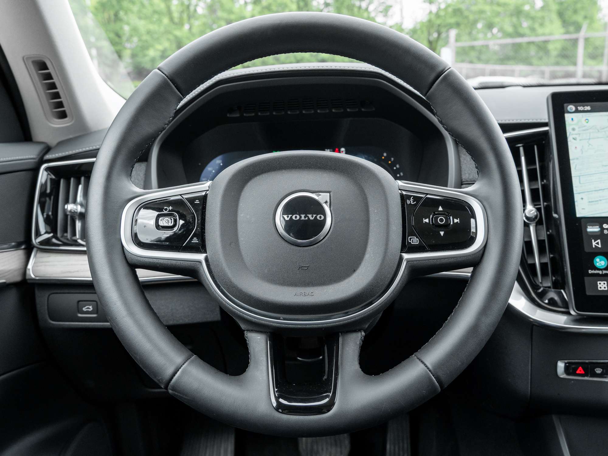 2026 Volvo XC90 B6 AWD PLUS Dark Theme |GREAT VALUE |APR fr 2.99%* thumb 9