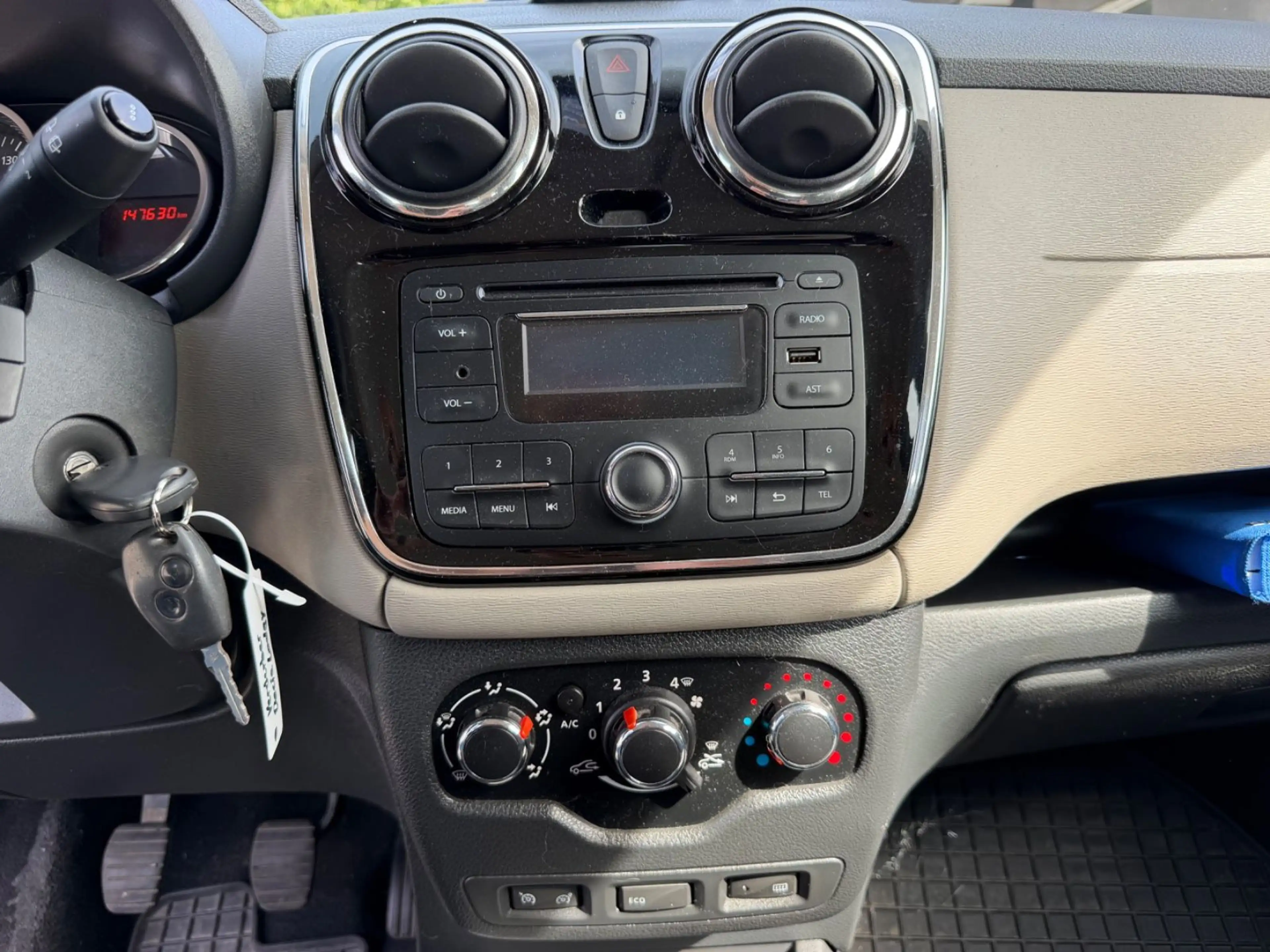 Dacia Lodgy Laureate Garantie Tüv Servic Neu — photo 12