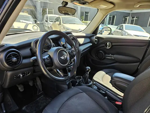 Mini One view 6