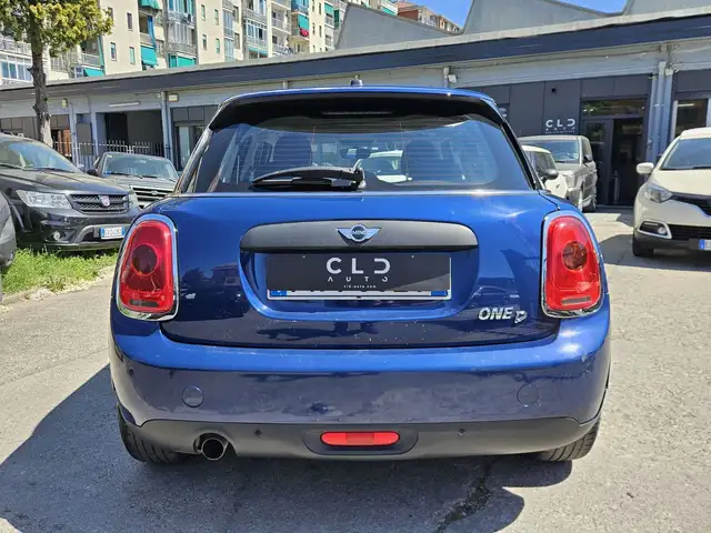 Mini One view 4