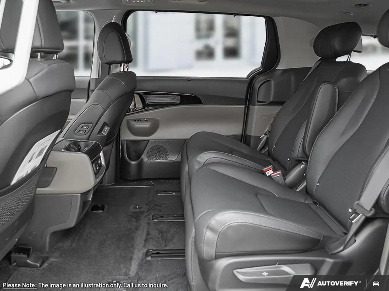 Kia Carnival снимка Kia Carnival