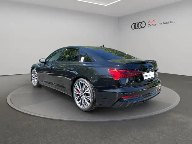 Audi S6 view 5