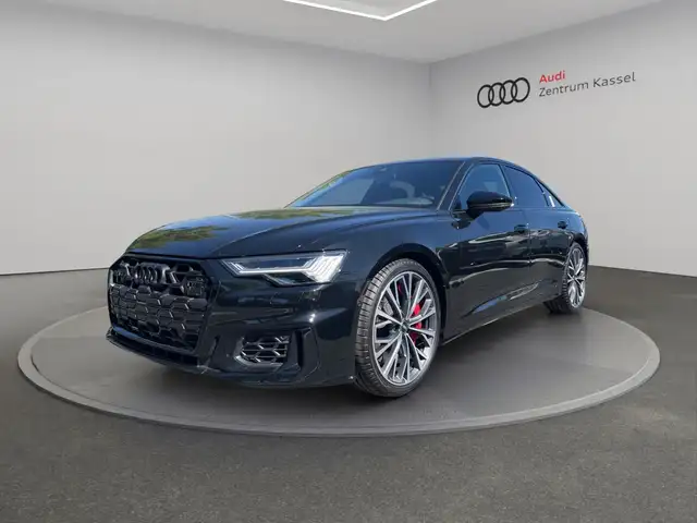 Audi S6 view 2