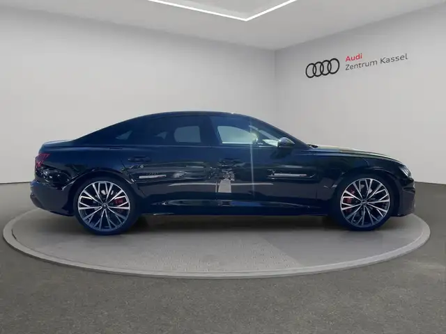 Audi S6 view 8