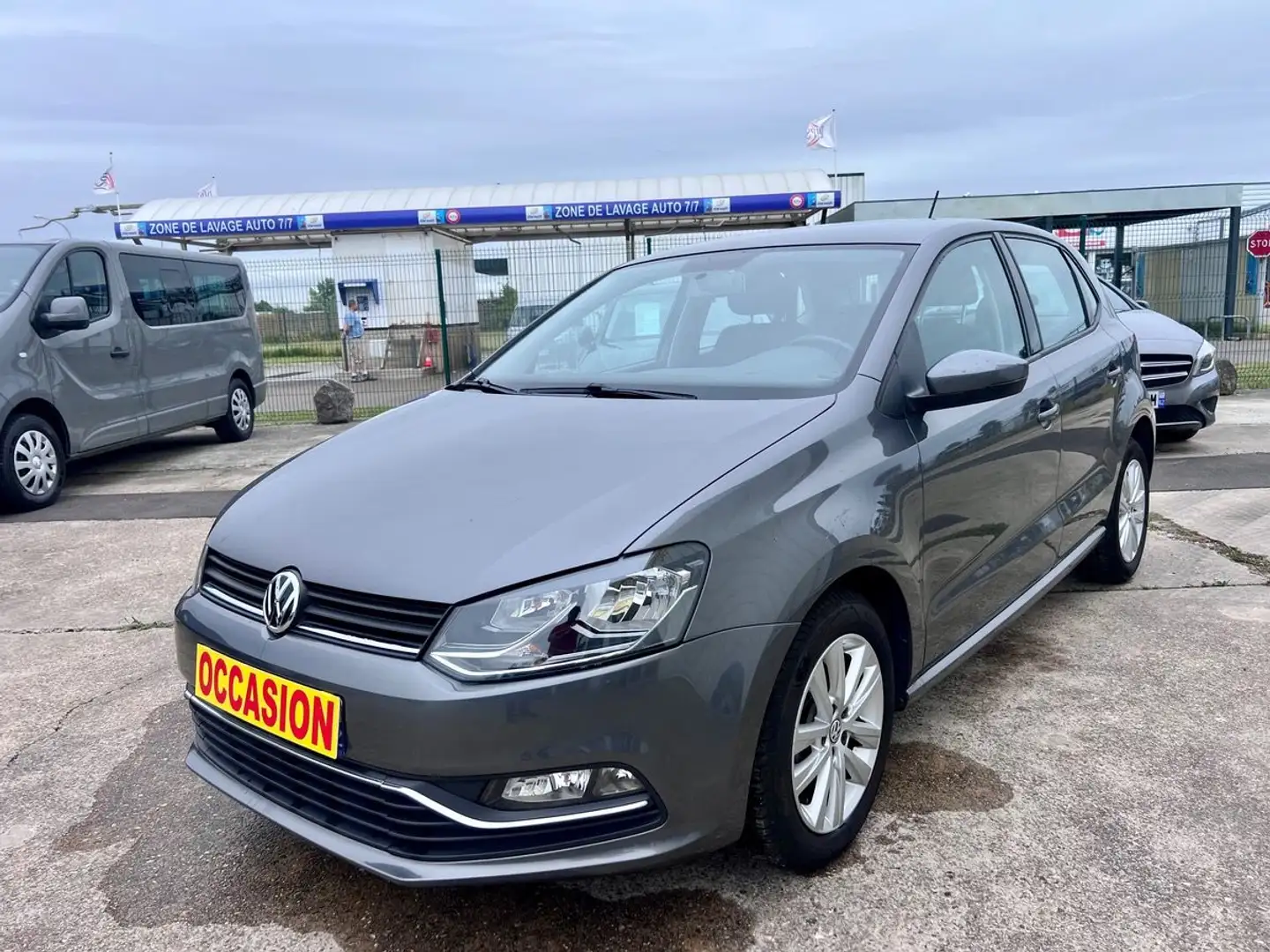 Volkswagen Polo 1.2 TSI 90CH CONFORTLINE / REGUL / CLIM / RADAR AR Gris - 1