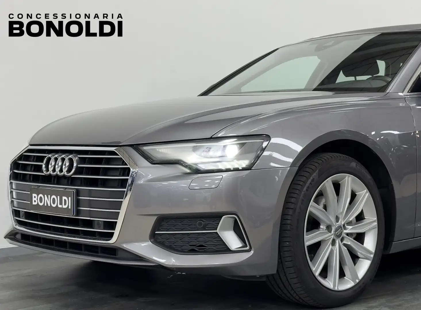 Audi A6 A6 Avant 2.0 TDI S tronic Grijs - 2