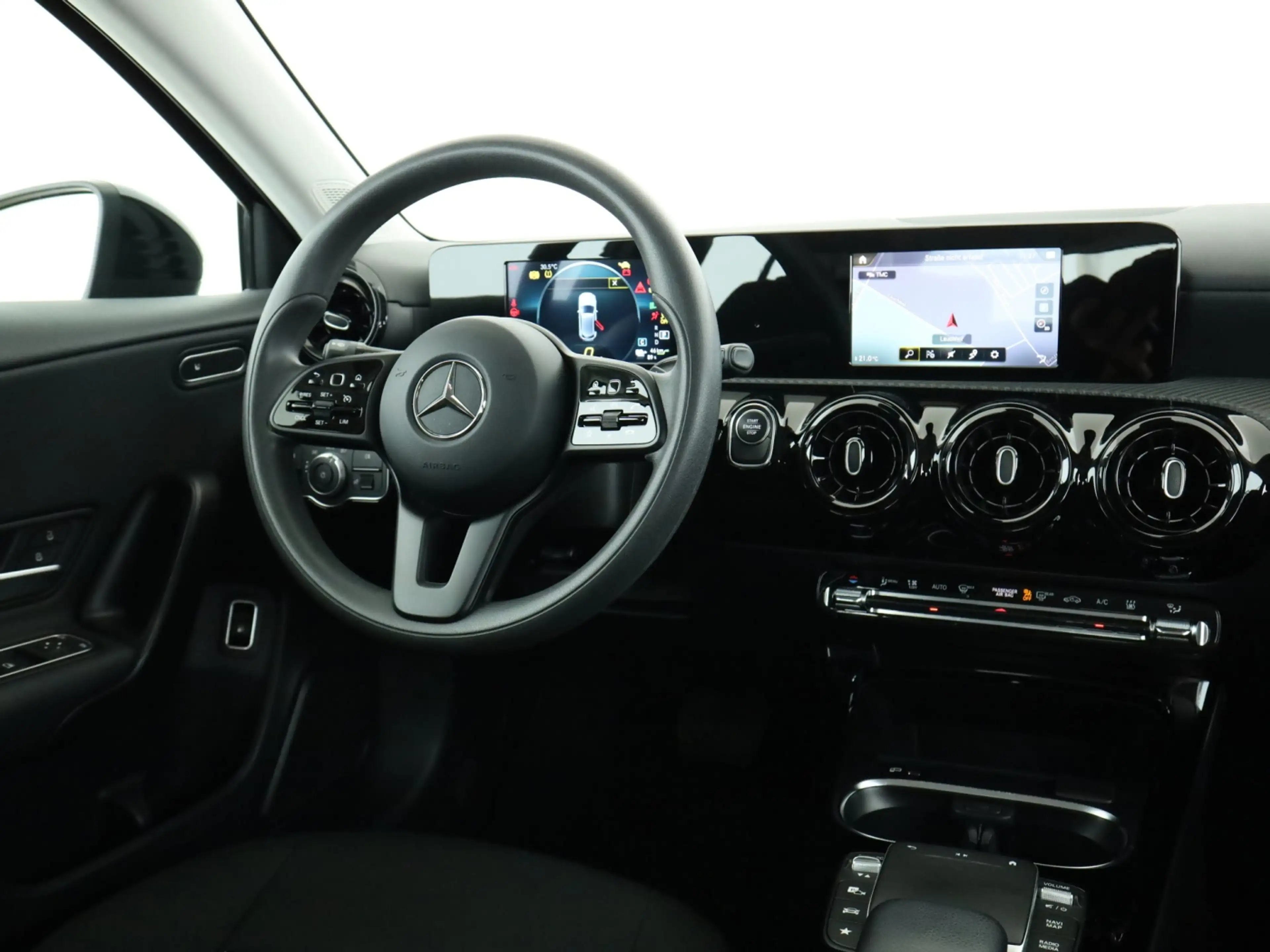 Mercedes-Benz A 250 e *LED*Park-Paket*Rückfahrkamera*SHZ*Navi* — photo 10