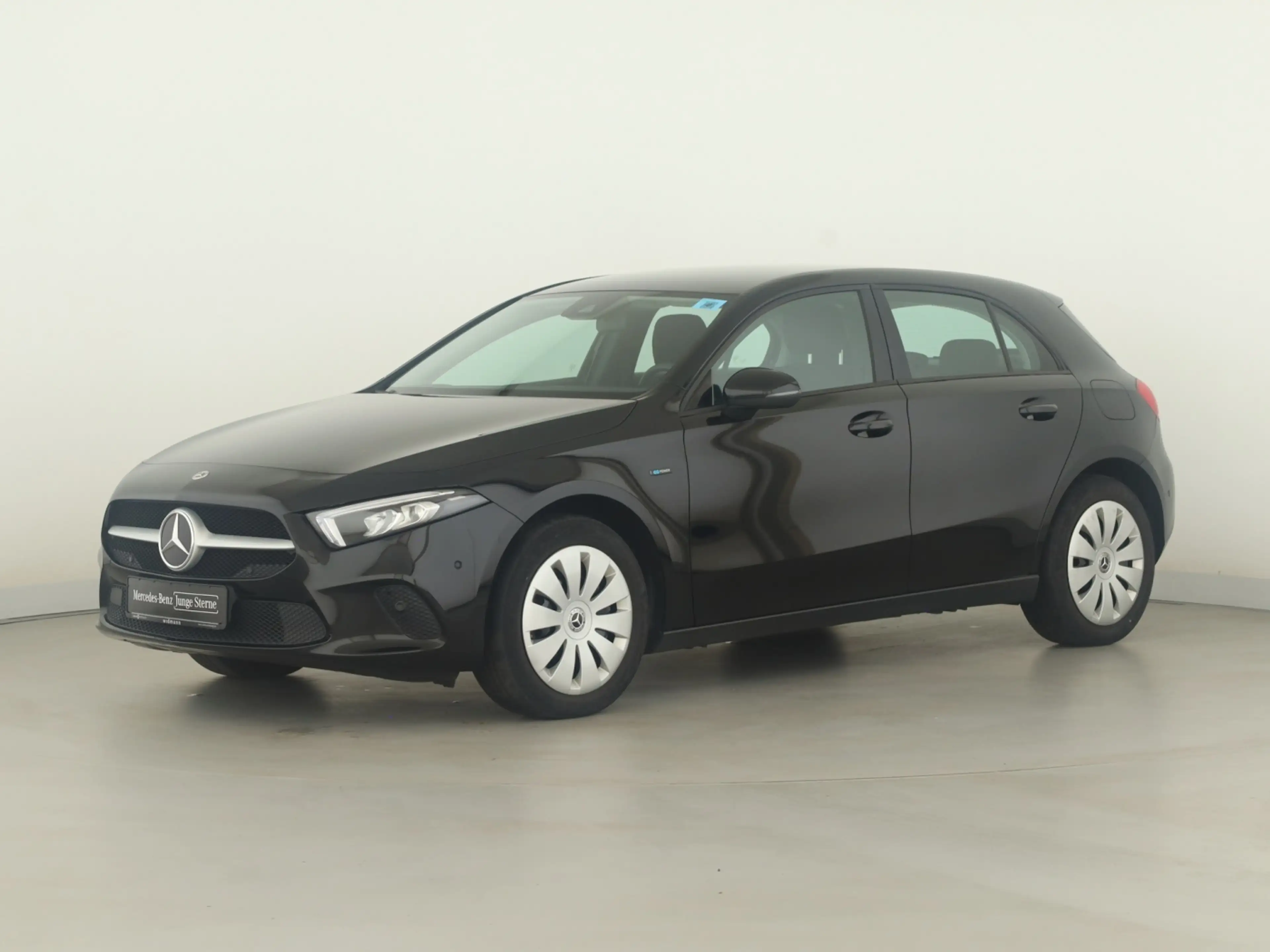 Mercedes-Benz A 250 e *LED*Park-Paket*Rückfahrkamera*SHZ*Navi* — photo 5