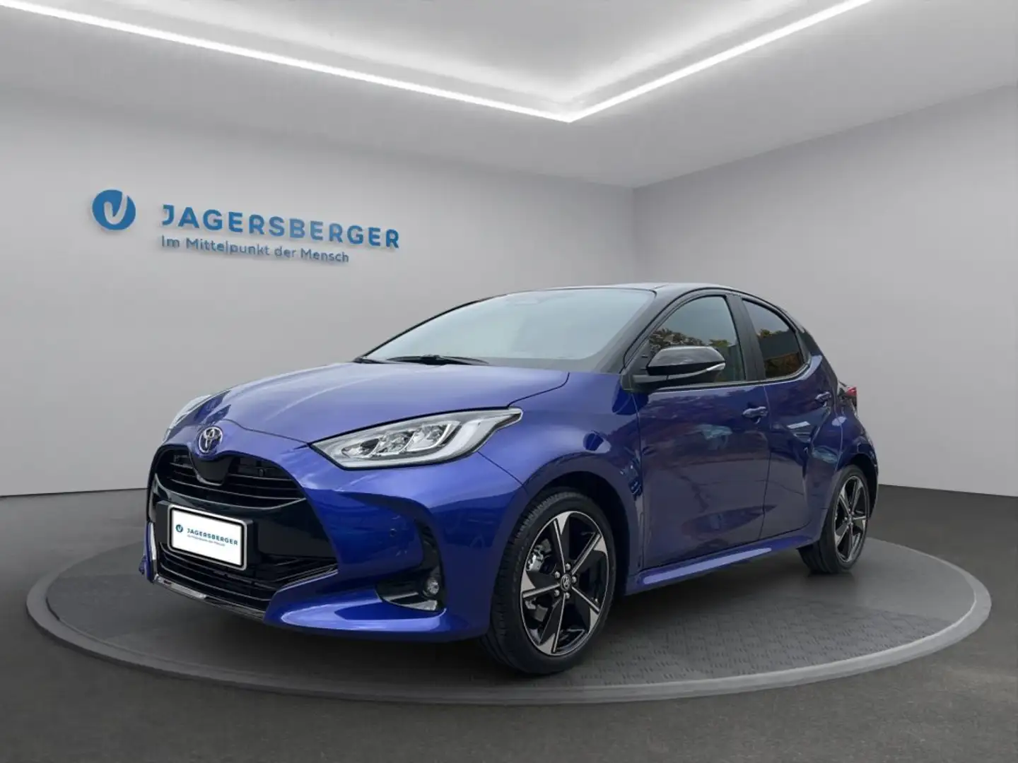 Toyota Yaris 1,5 VVT-i Hybrid Style Blau - 1