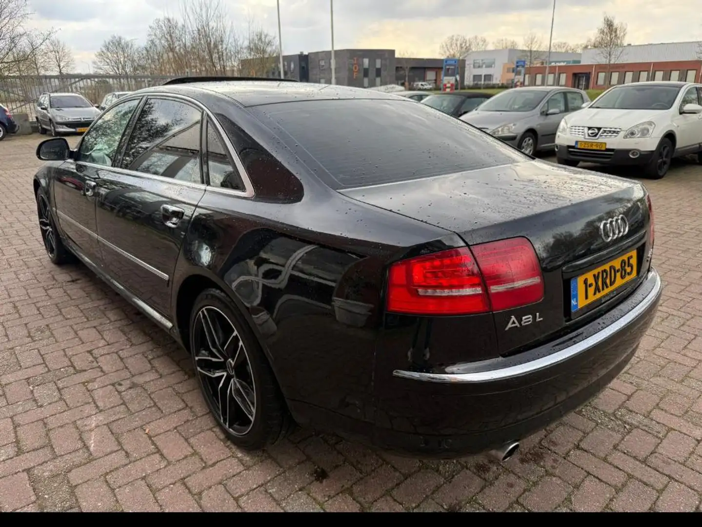 Audi A8 A8 4.2 FSI q.L. Pro L. Zwart - 2