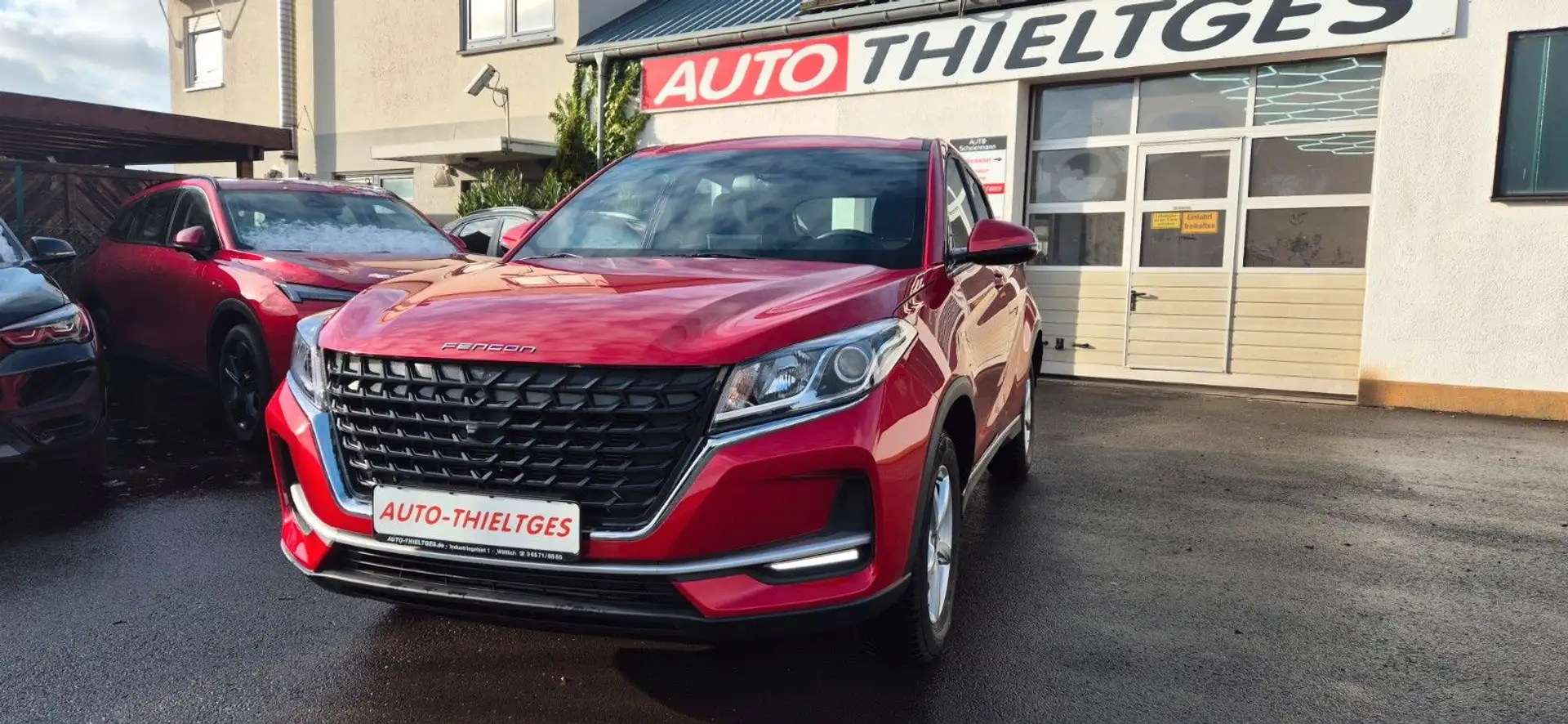 DFSK Fengon 500 1,5 ltr. Leder vegan, Kamera Rot - 1