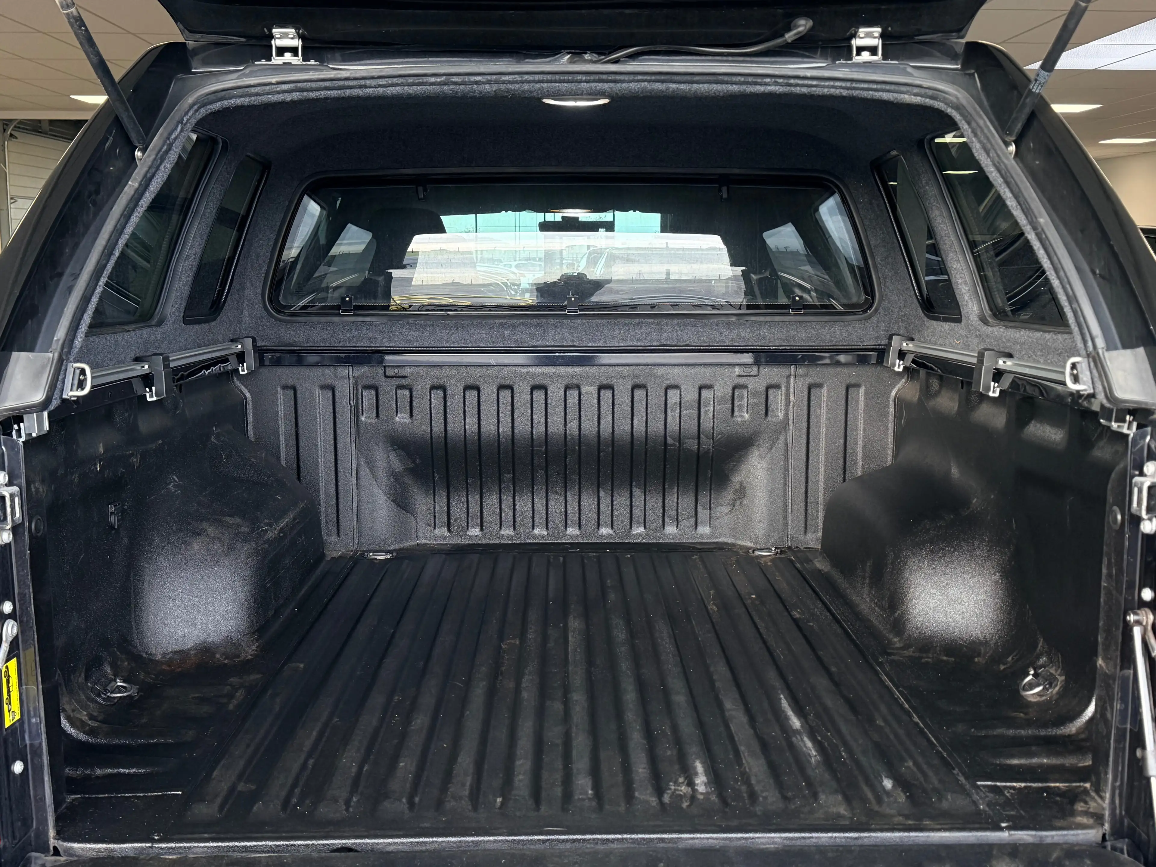 Volkswagen Amarok 3.0 V6 TDi 258CV 4-MOTION HIGHLINE HARDTOP 1 PROPRIETAIRE — photo 7