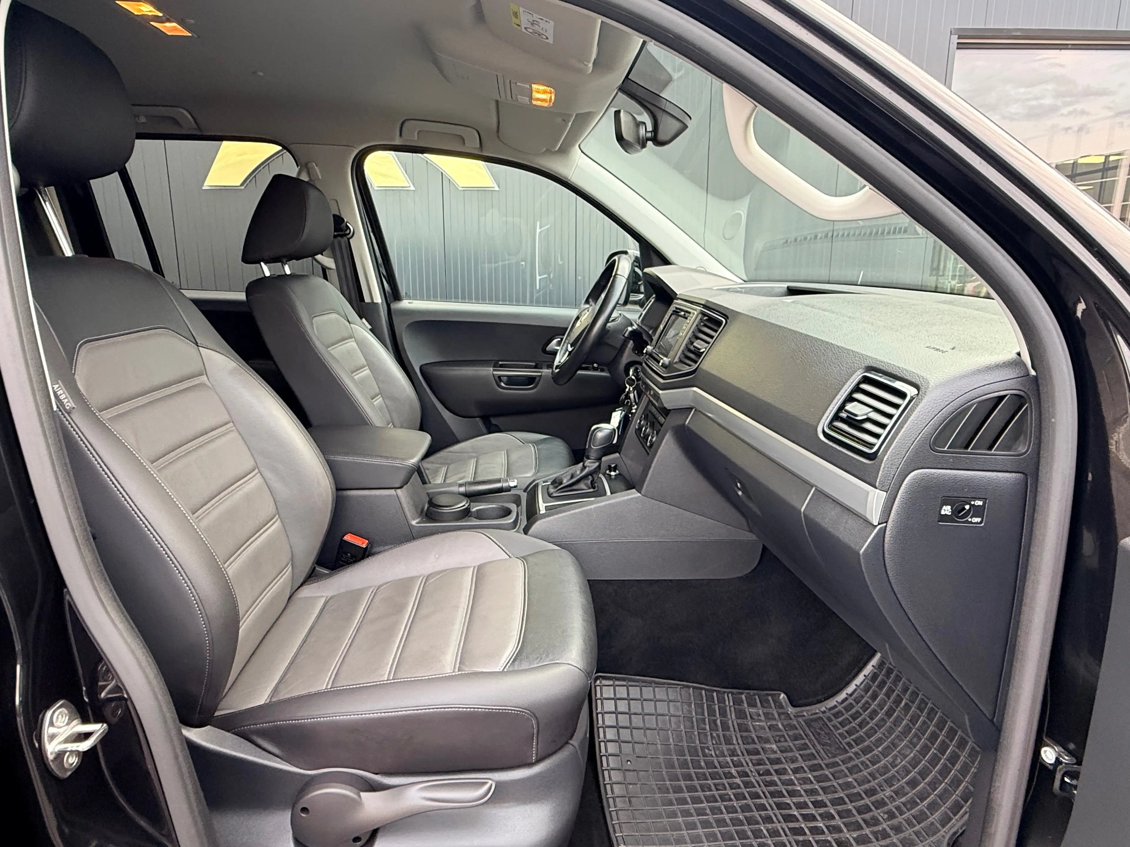 Volkswagen Amarok 3.0 V6 TDi 258CV 4-MOTION HIGHLINE HARDTOP 1 PROPRIETAIRE — photo 14