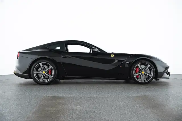 Ferrari F12 F12 Berlinetta Ansicht 4